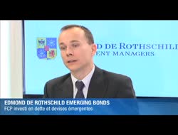 Un FCP investi en dette et devises émergentes...