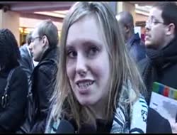 D'après  l'enquête W&Cie , 51 % des jeunes souhaitent quitter la France . Et les autres ? :) 