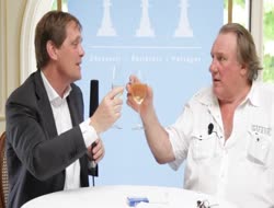 « Les conseillers, c’est un peu comme des curés de campagne…» explique  Gérard Depardieu 