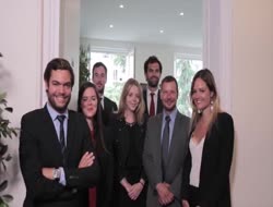 Cette équipe commercialise 9 sociétés de gestion...