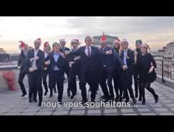 Ils n'ont pas tous le même niveau en claquettes à  la Financière de l'Echiquier ;)